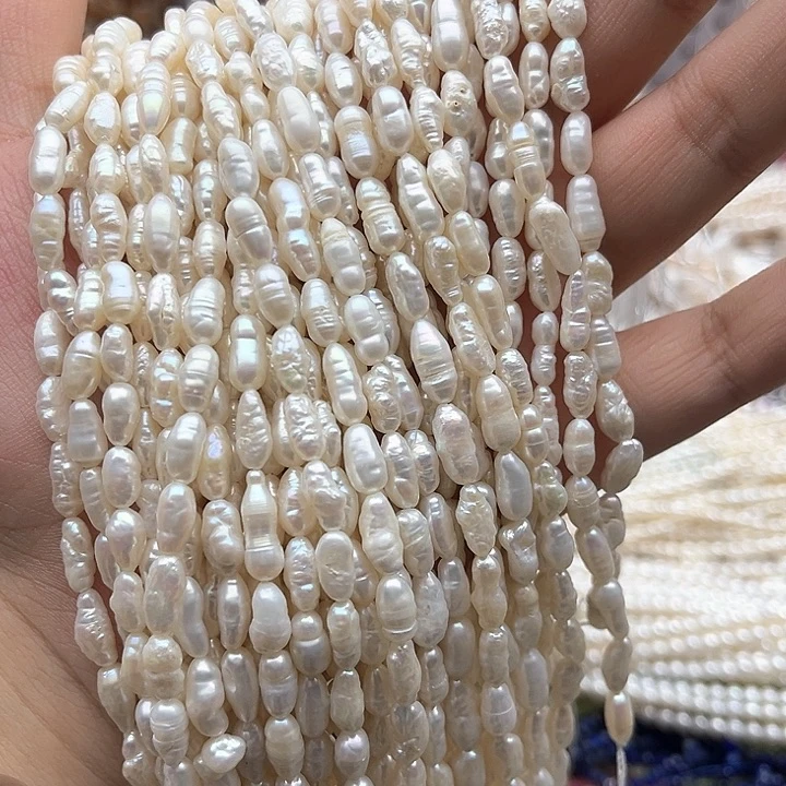 未镶嵌玛瑙/玉髓珠宝半成品一条4.5mm左右巴洛克珍珠