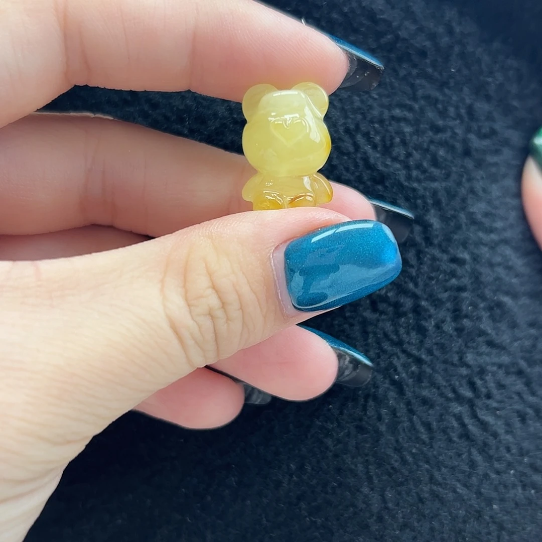 未镶嵌琥珀珠宝奇石