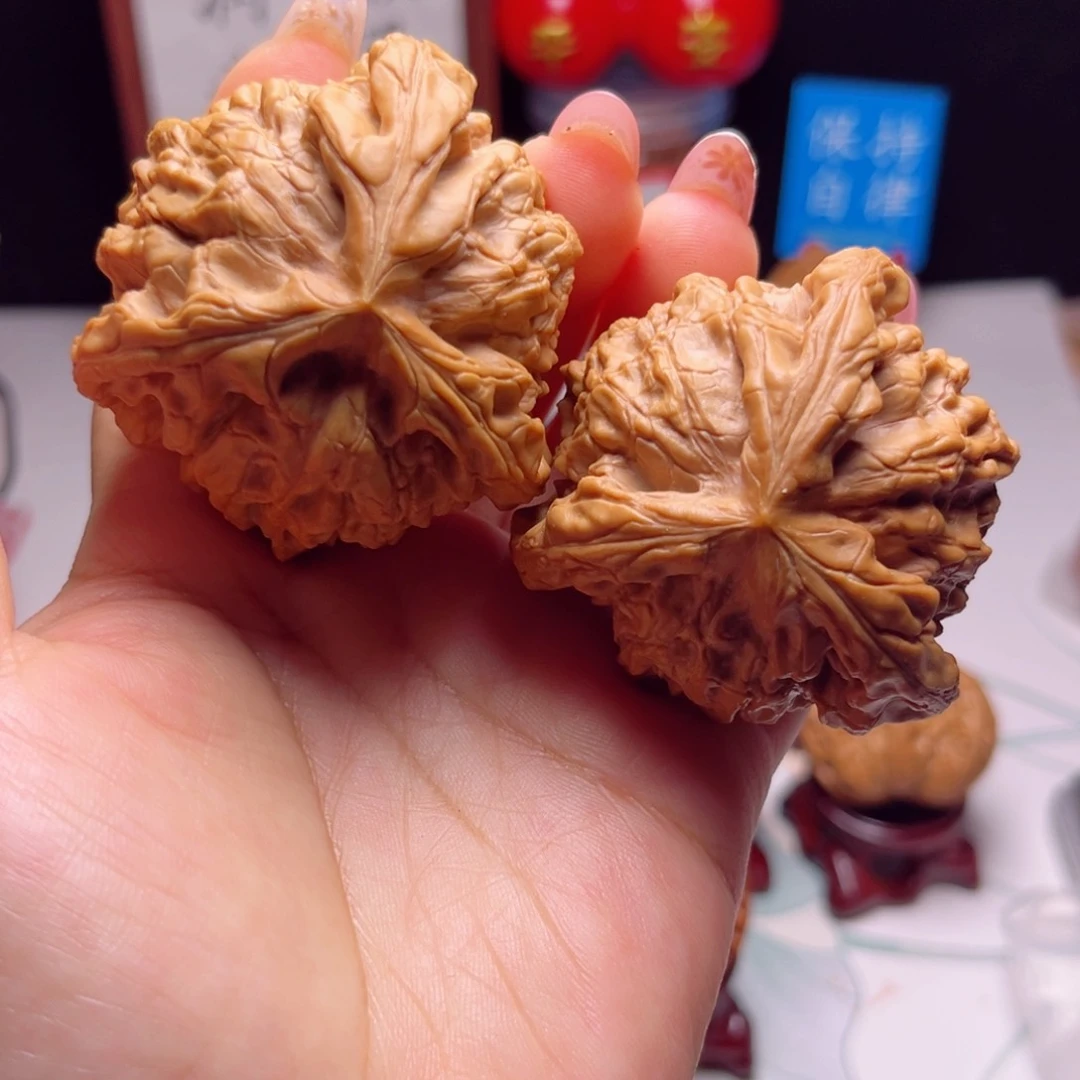 文玩核桃吊坠龙鼎拼接三棱