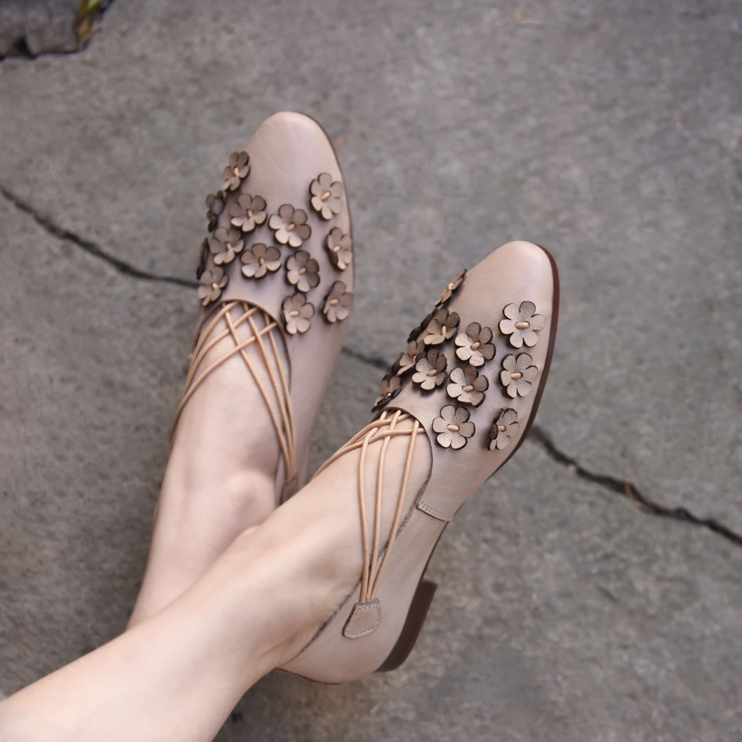 Artmu阿木原创真皮花朵浅口单鞋女平底小众奶奶鞋春季新款358-12