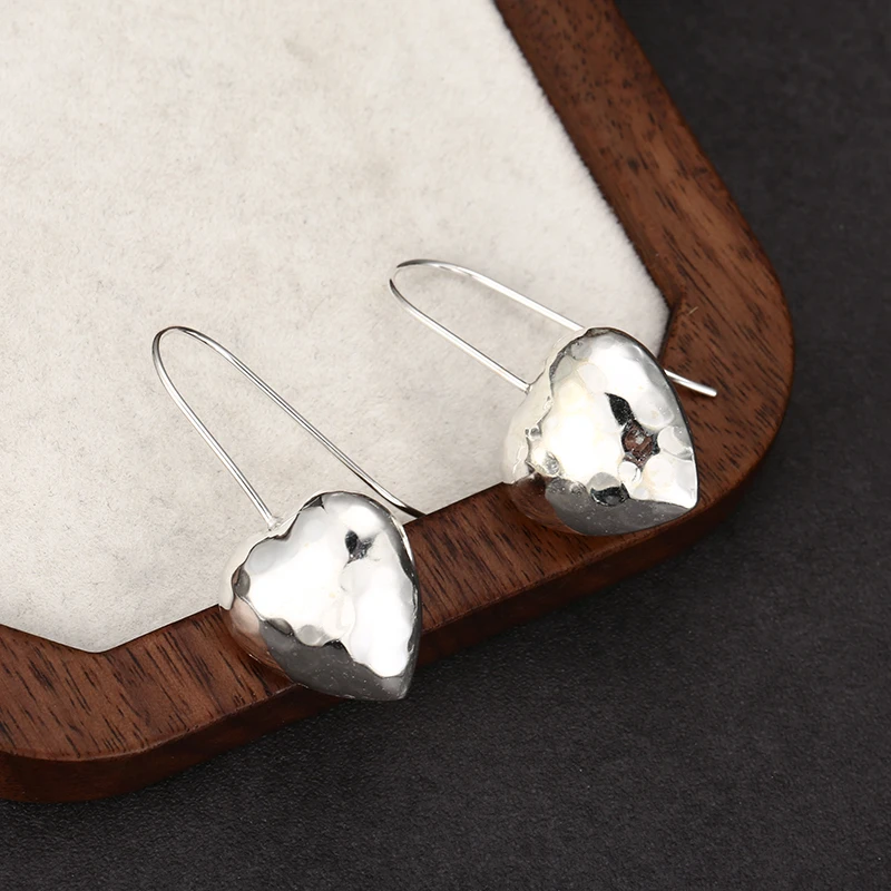 925银耳饰 时尚气质可爱光面银爱心耳钩