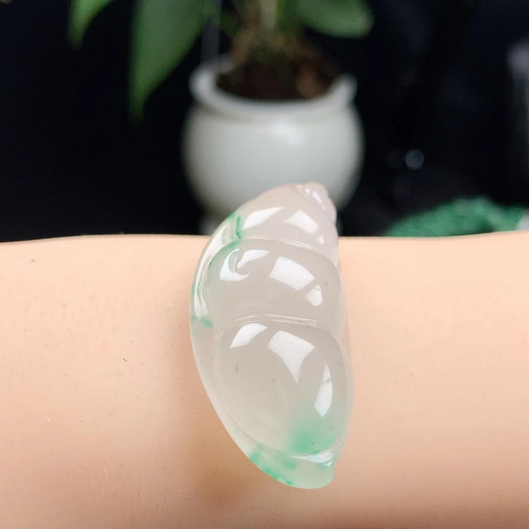 石英质玉未镶嵌吊坠