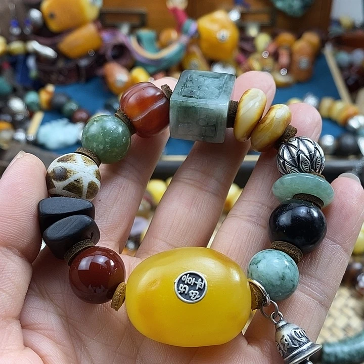 未镶嵌蜜蜡手串手串