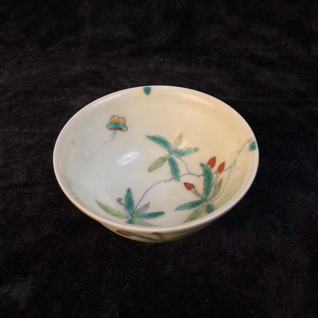民国斗彩花草纹小碗