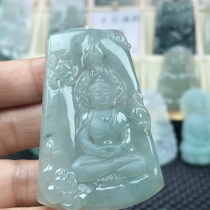 颈饰未镶嵌翡翠天然翡翠大日如来