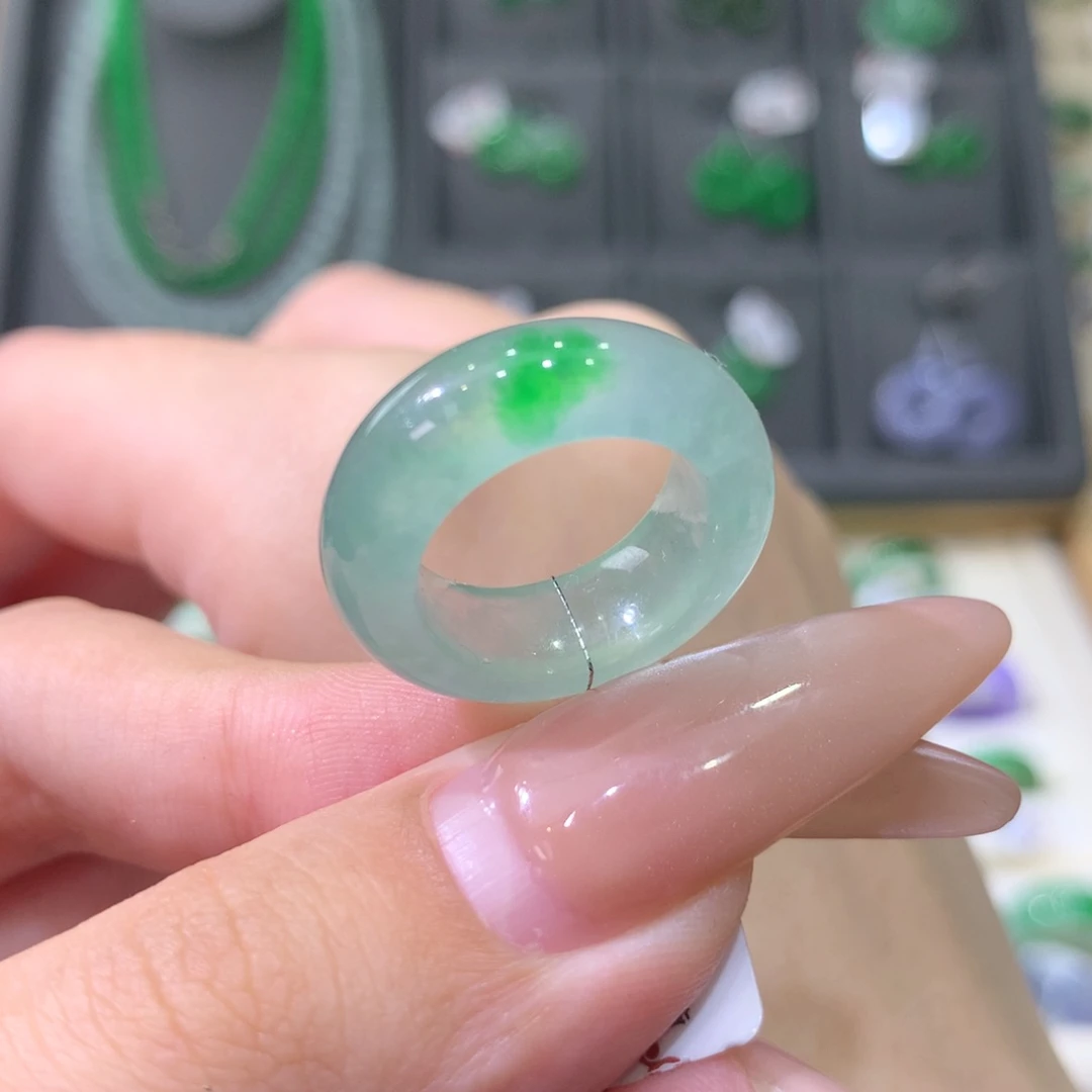 翡翠戒指未镶嵌6-7荧光棒