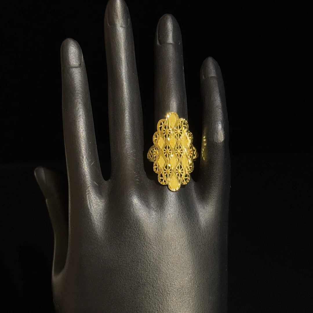 A播   足金999   5.4g   戒指