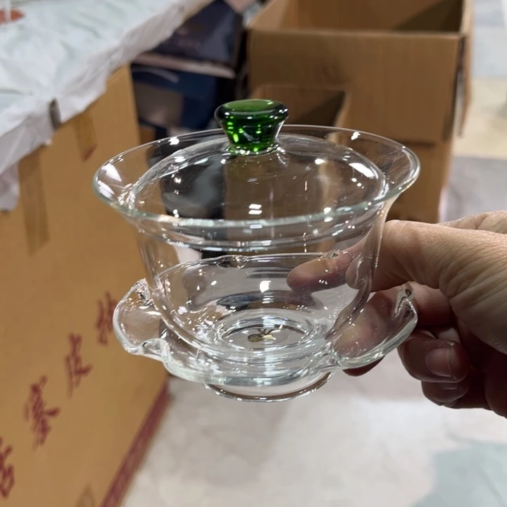盖碗浅绿。