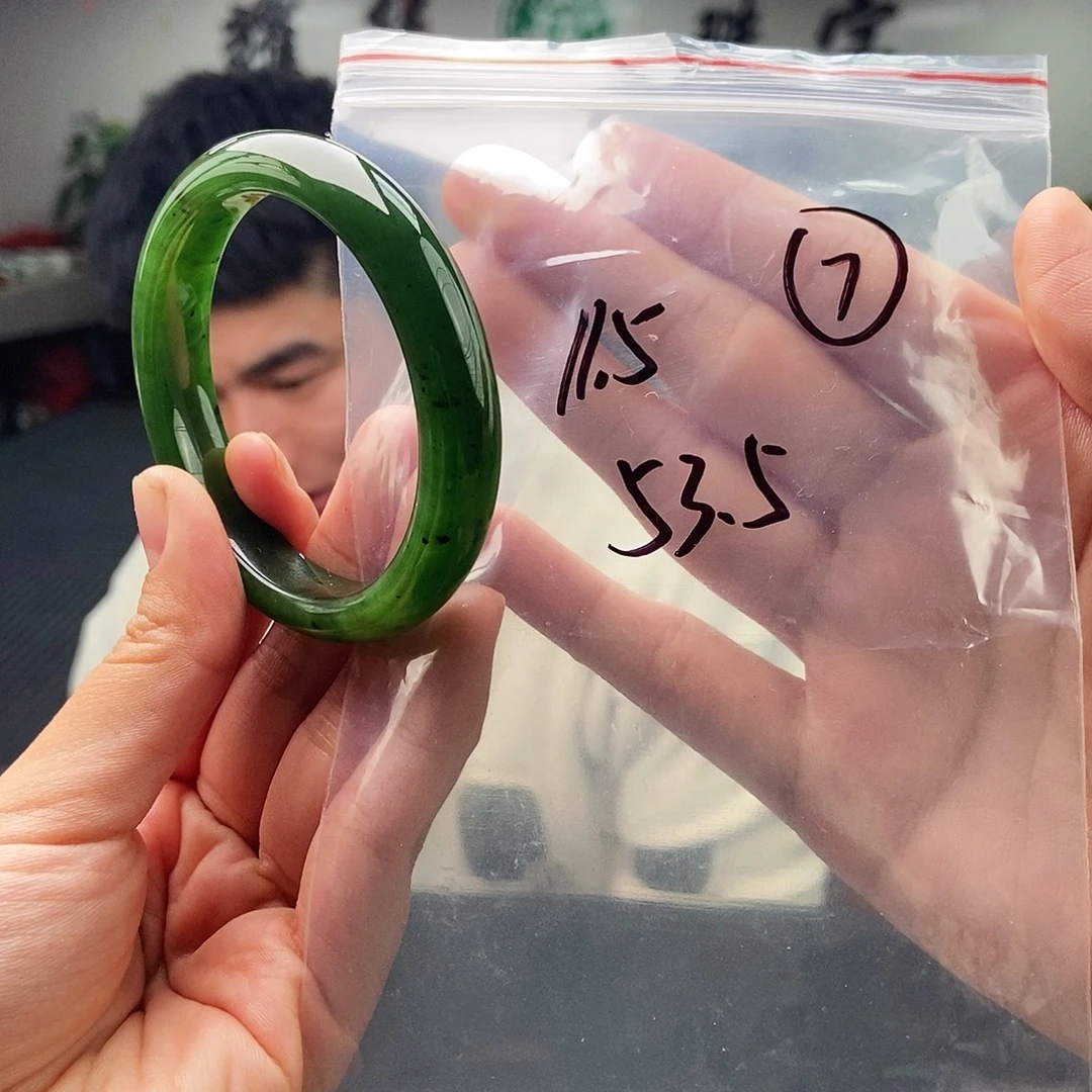 和田玉未镶嵌手镯颜色多样性发拍一发一