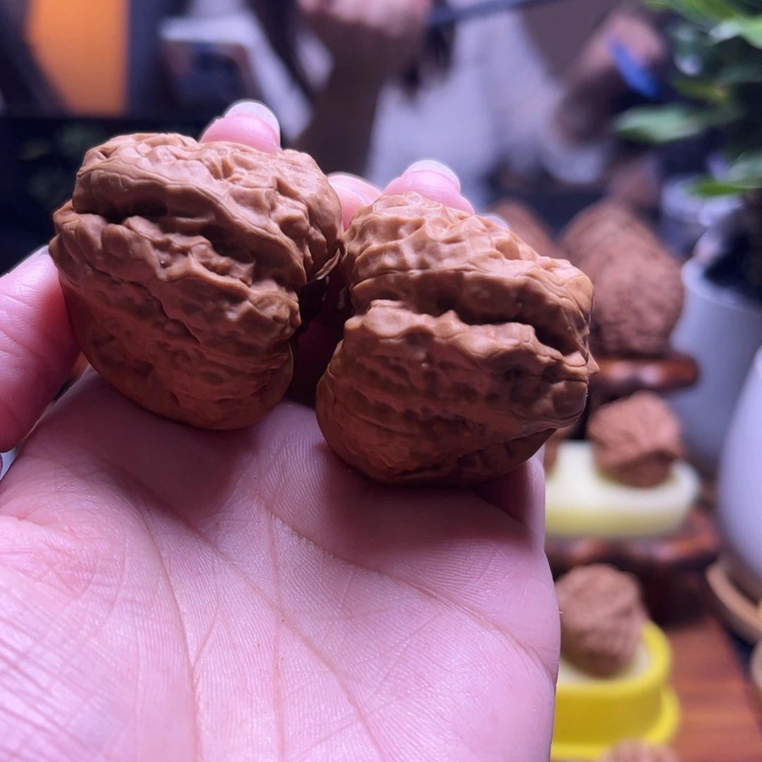 谷***泽文玩核桃把件39尺蛤蟆35