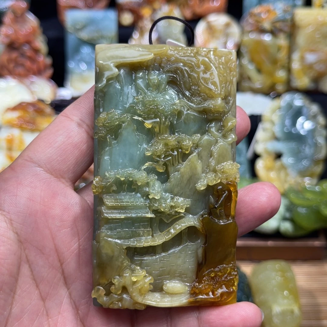 高***‍蛇纹石玉未镶嵌颈饰