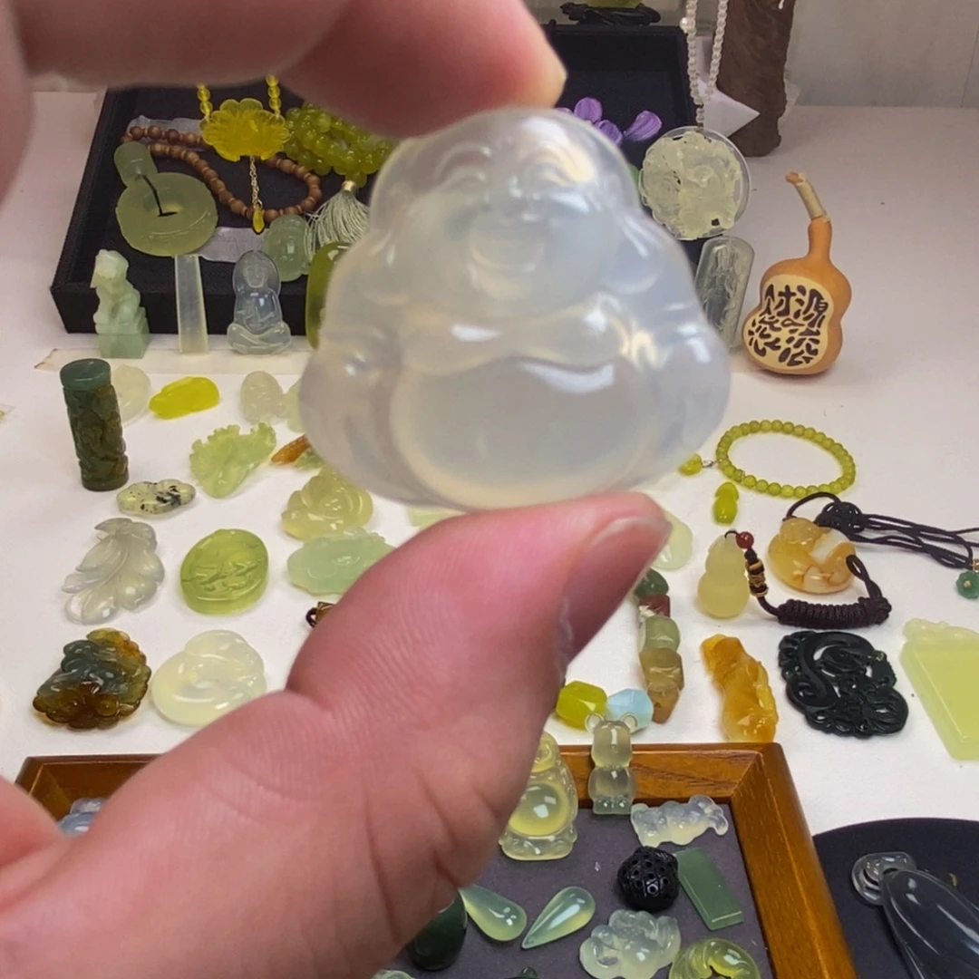 合金蛇纹石玉颈饰