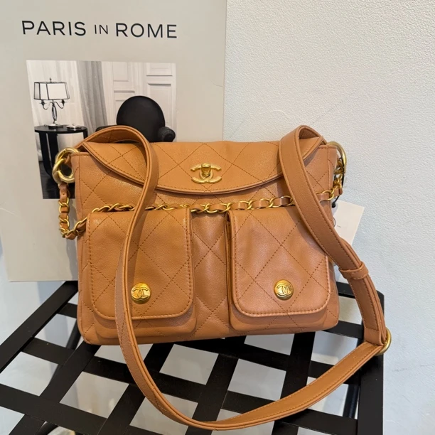 95新 Chanel/香奈儿 Chanel 24p棕色嬉皮hobo小号/H0013483