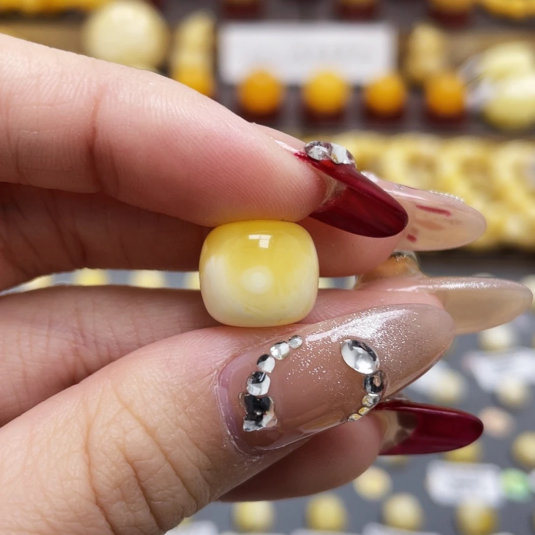 琥珀裸石未镶嵌蜜蜡老型12.5*11mm