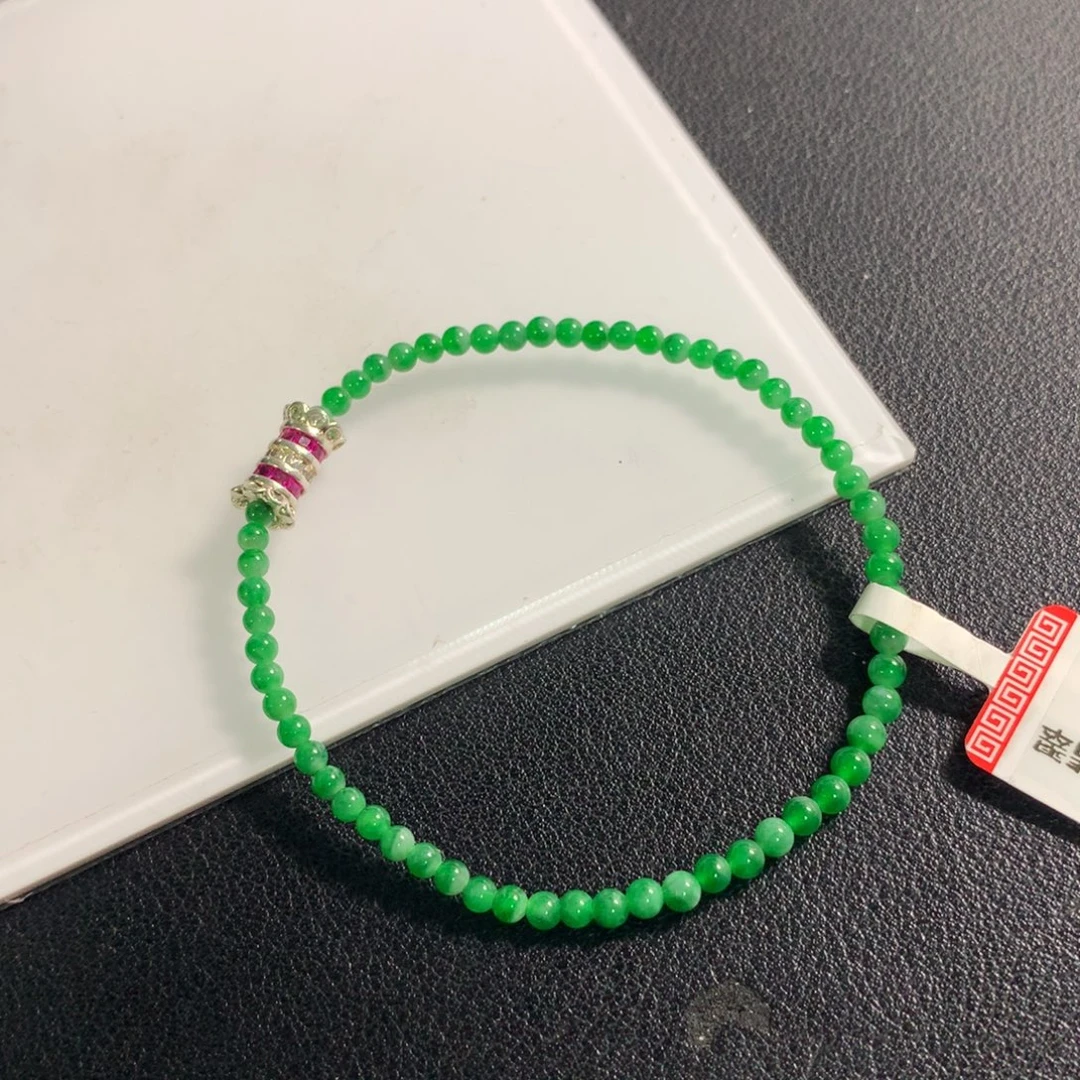 翡翠未镶嵌颈饰手串