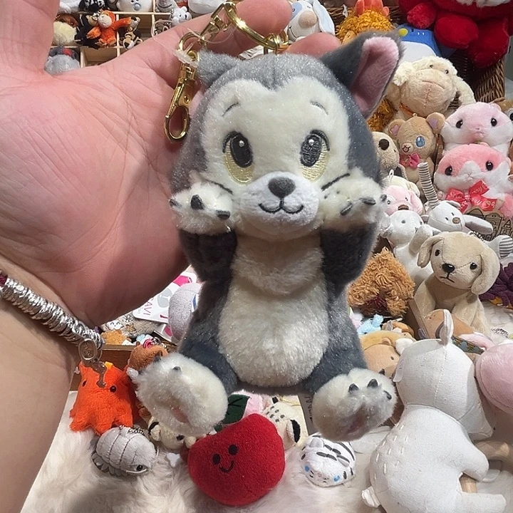 毛绒挂件费加罗哈哈哈哈颗粒