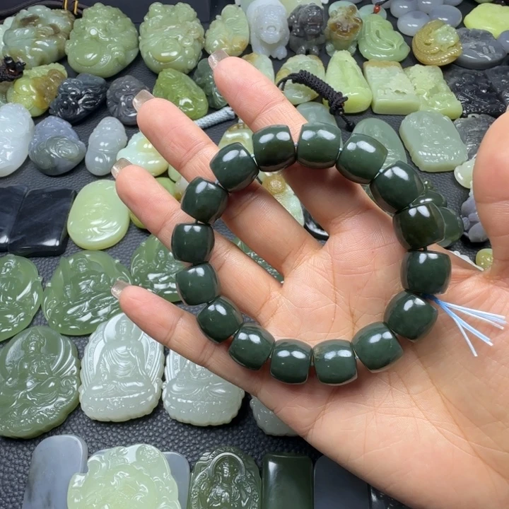 和田玉未镶嵌挂件卡14