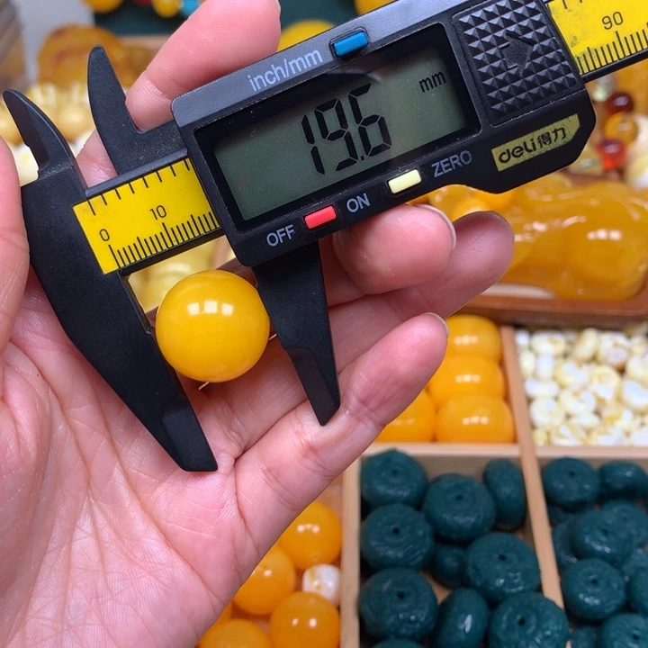 非金属仿琥珀饰品038