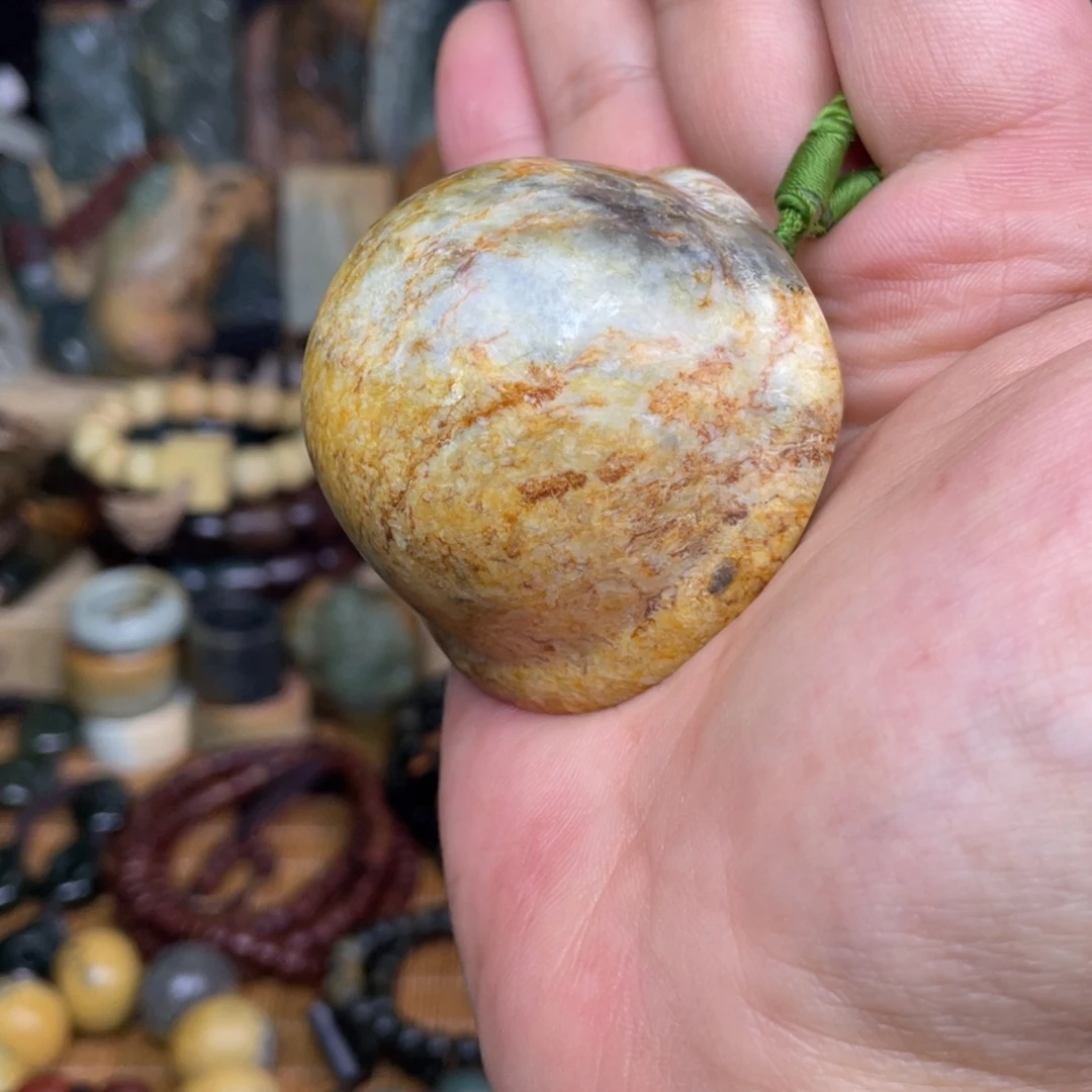 岫岩河磨玉（透闪石质玉）未镶嵌颈饰