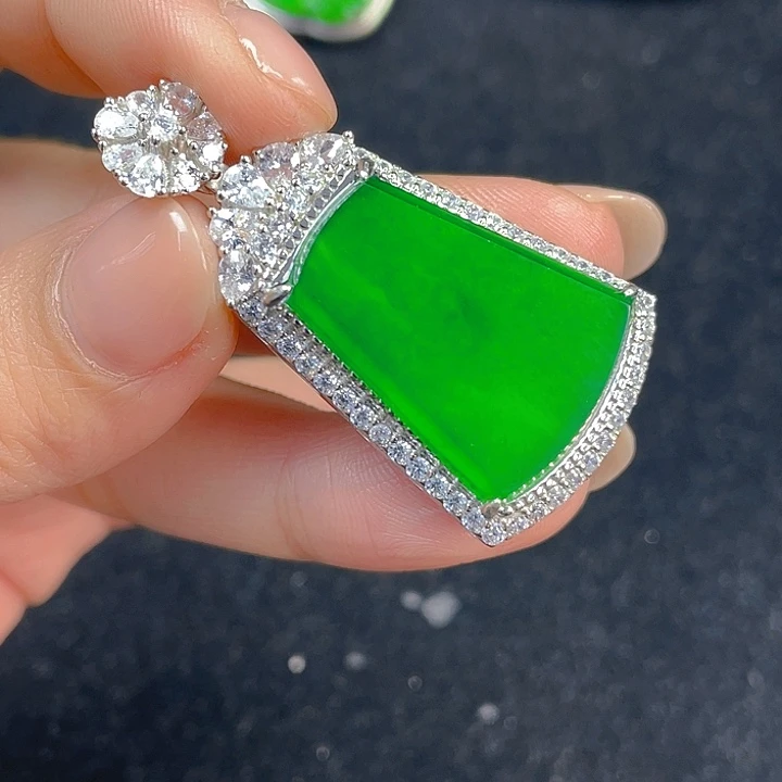 翡翠吊坠(不含链)银S925镶嵌