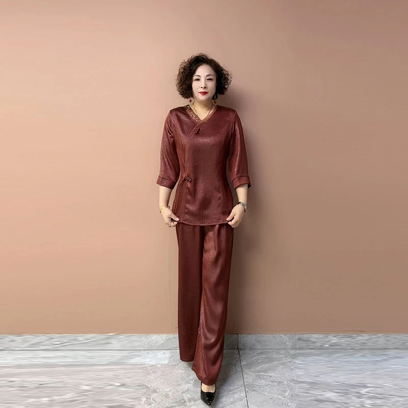 气质妈妈提花V领旗袍衫中老年宽松显瘦时尚洋气休闲两件套装