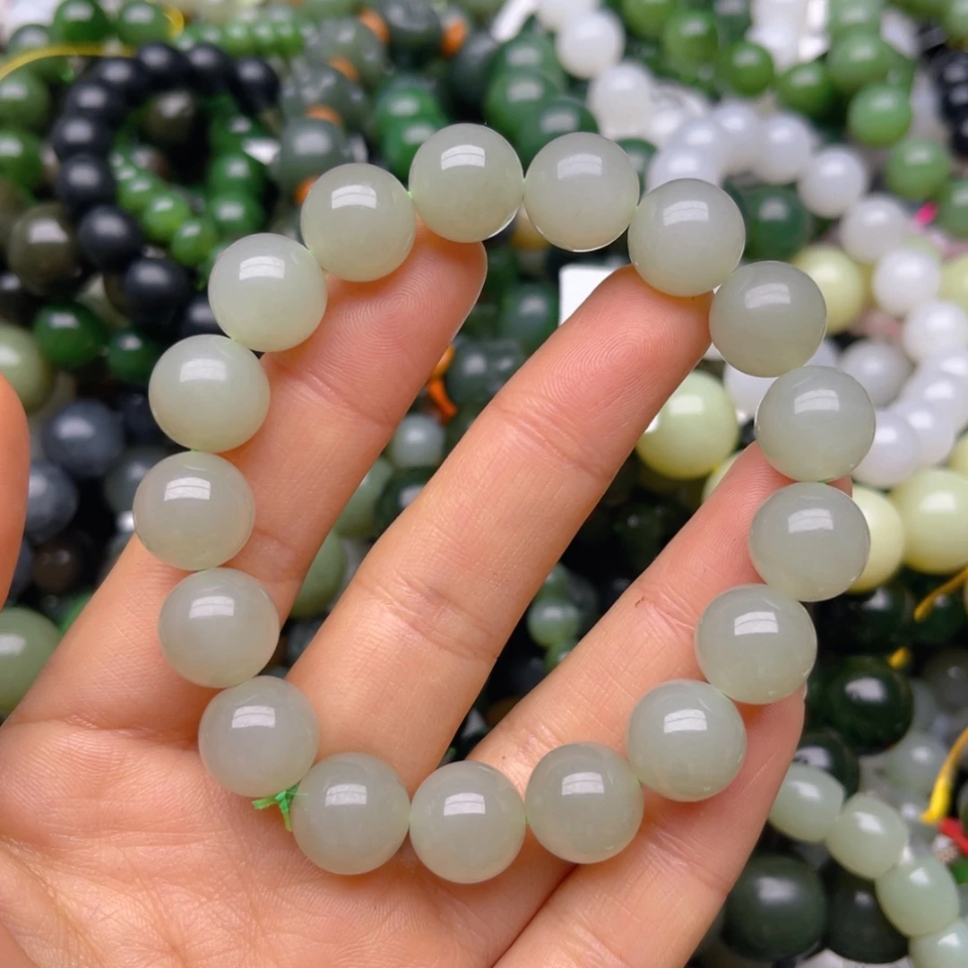 和田玉未镶嵌手链