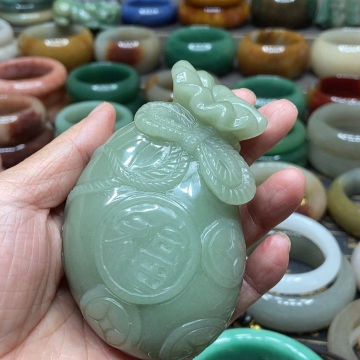 石英质玉手镯未镶嵌志****c