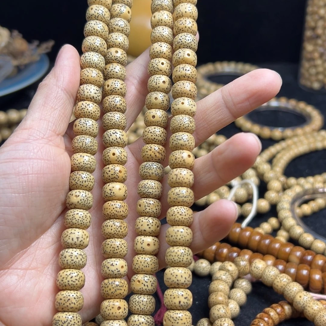 我***爹吊坠星月菩提7.8*10.8藏桶长串114颗