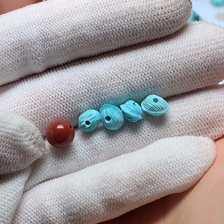 南红玛瑙未镶嵌珠宝奇石