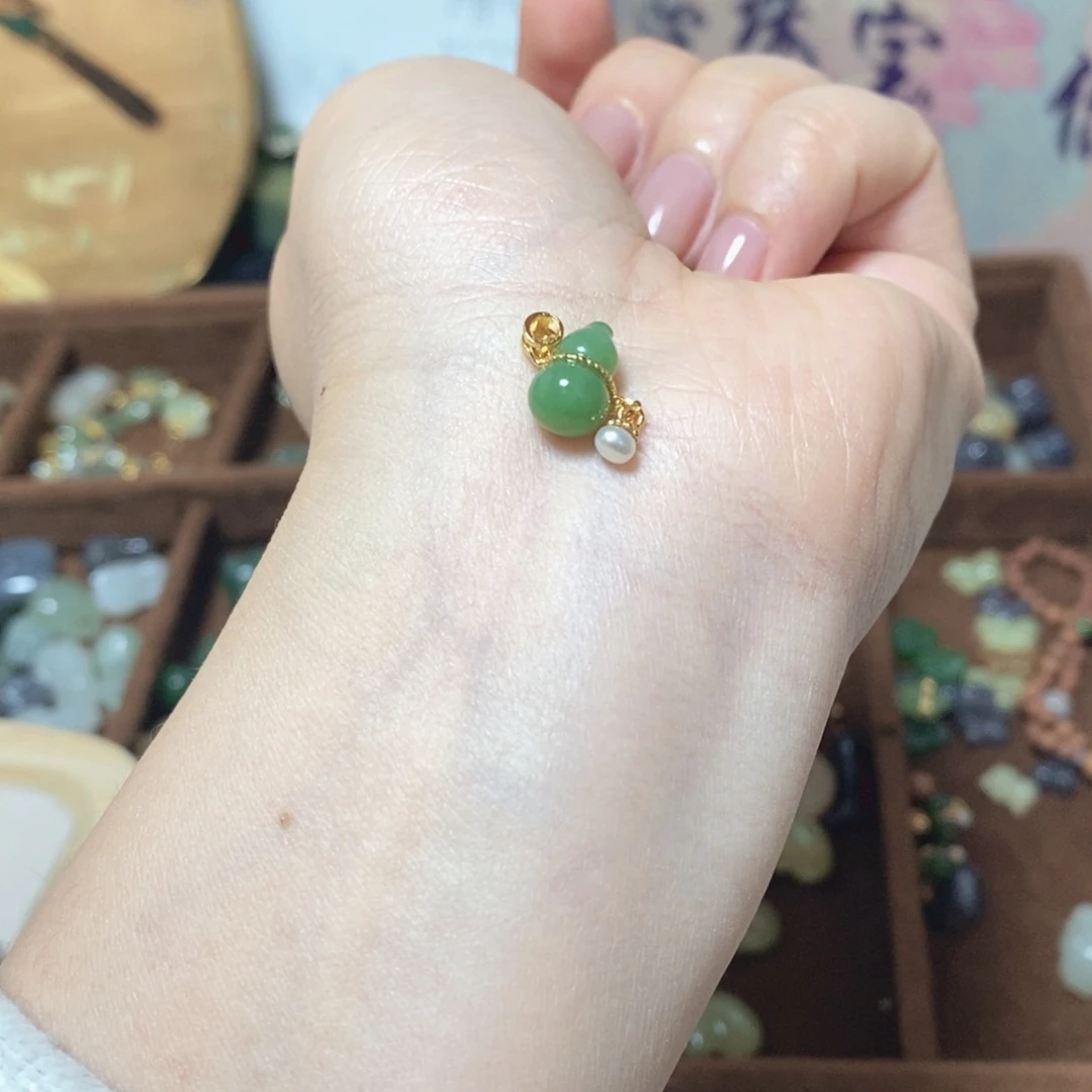 颈饰未镶嵌和田玉碧玉小葫芦