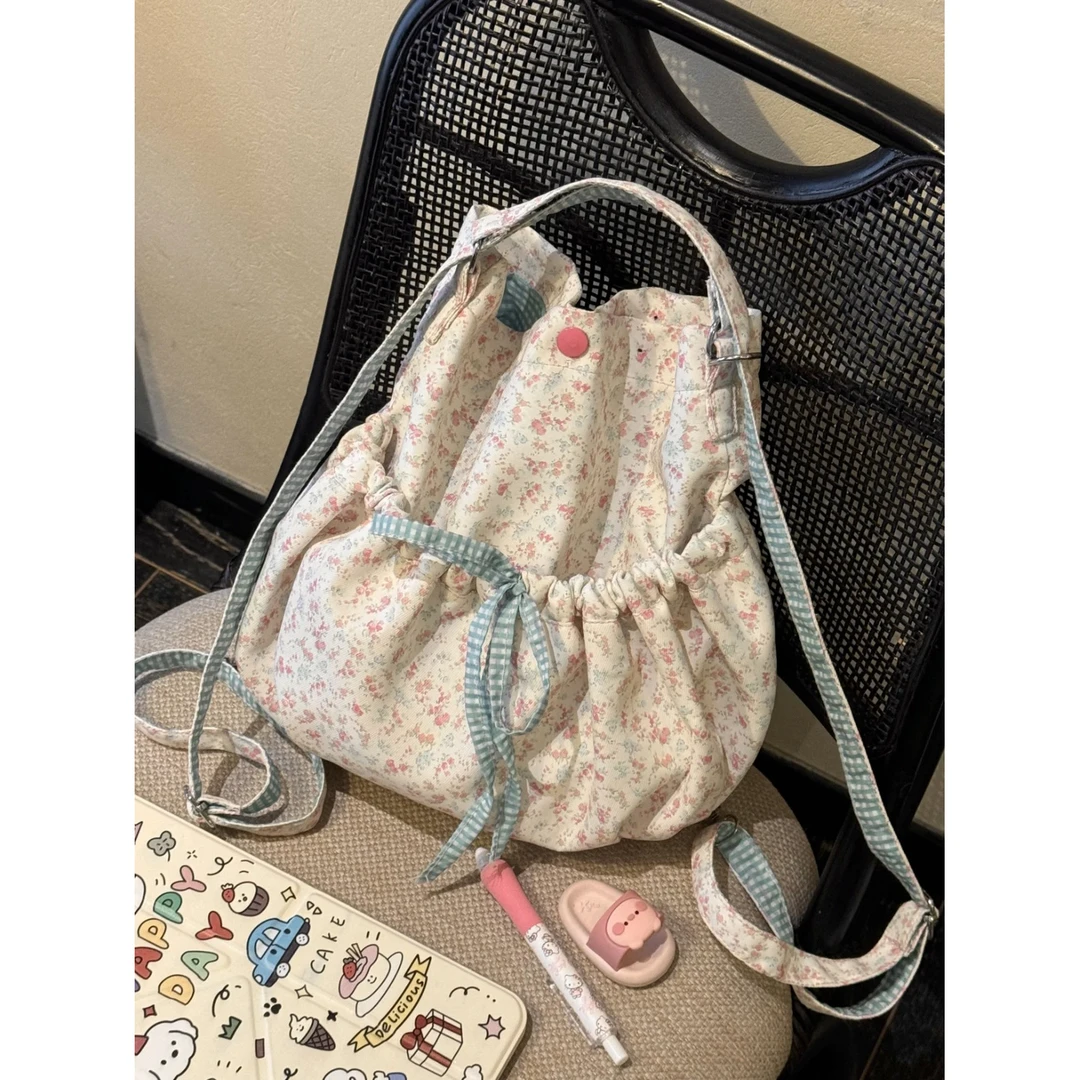 二合一春日碎花双肩包2025新款韩系水桶包女大容量通勤单肩包LX