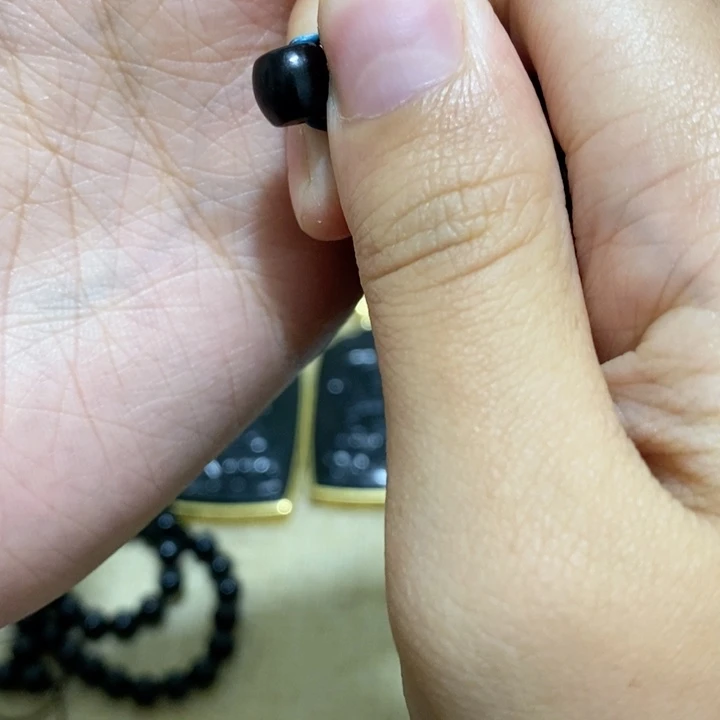 ****️吊坠(不含链)未镶嵌和田玉拍1发108颗