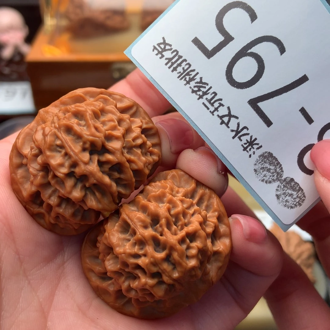 文玩核桃把件37秦闷