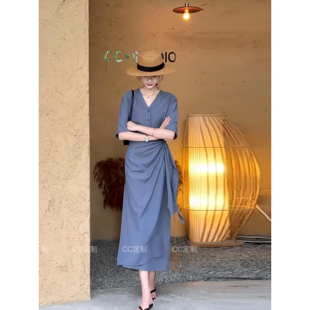 VOCKOO官方v气质国风蓝色连衣裙女2025新款V领减龄长裙围绕长裙