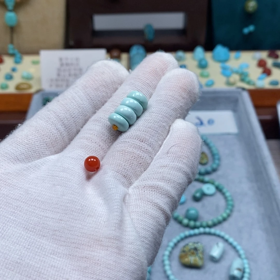 未镶嵌配饰南红玛瑙