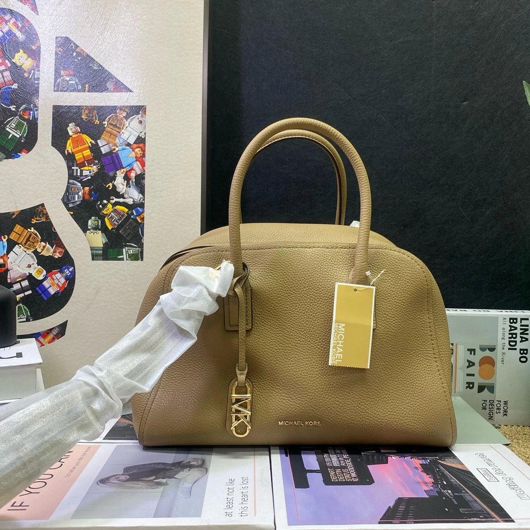 99新 MICHAEL KORS/迈克高仕 23771斜挎包31*22