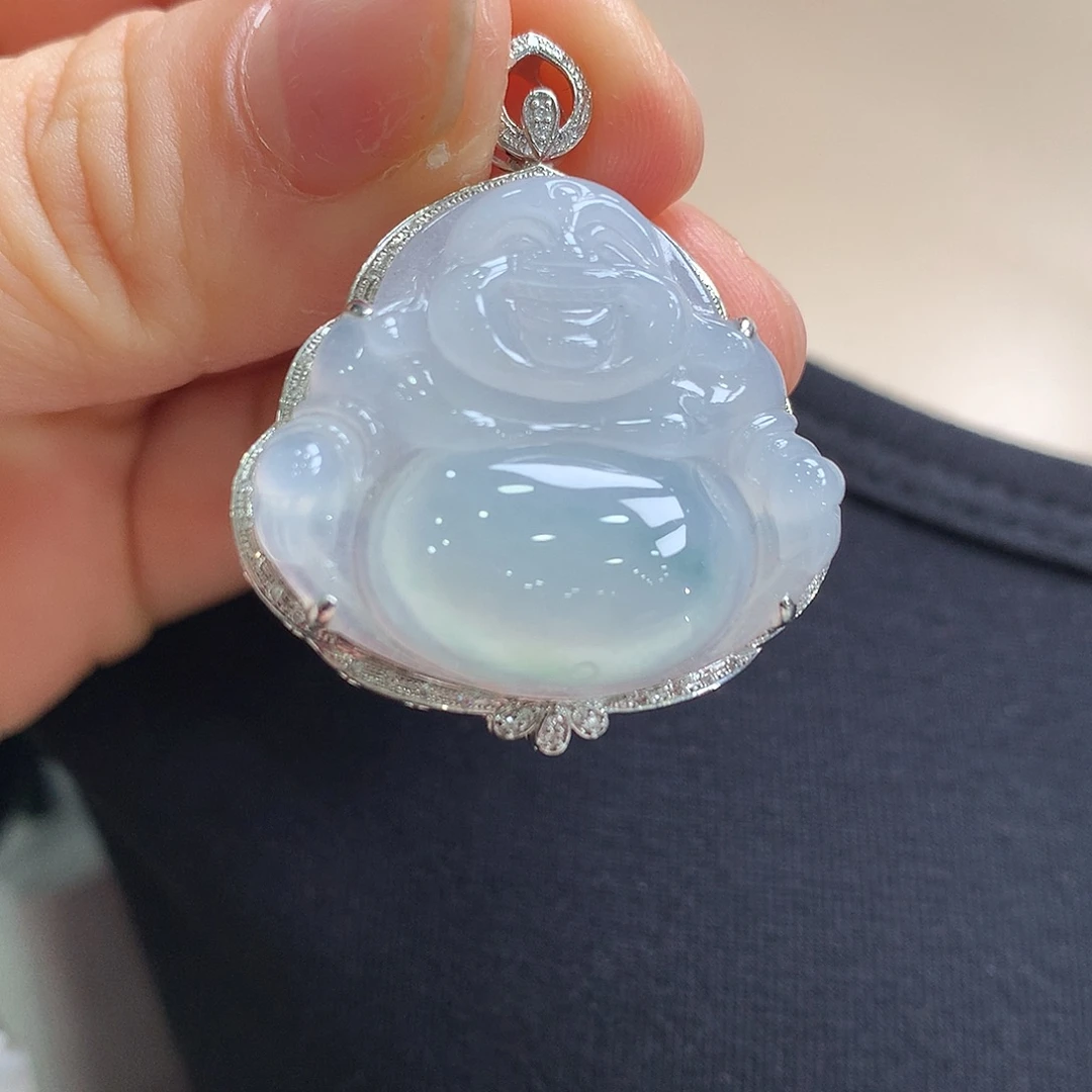 翡翠18K金镶嵌颈饰佛公