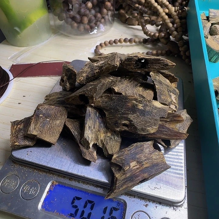 大***流沉香沉香碎屑高油原材料50克