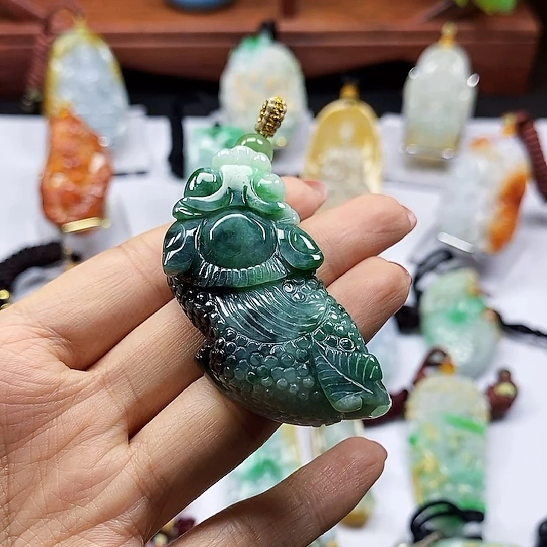 翡翠未镶嵌颈饰天然翡翠Ａ货