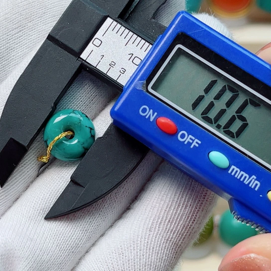 绿松石珠宝未镶嵌