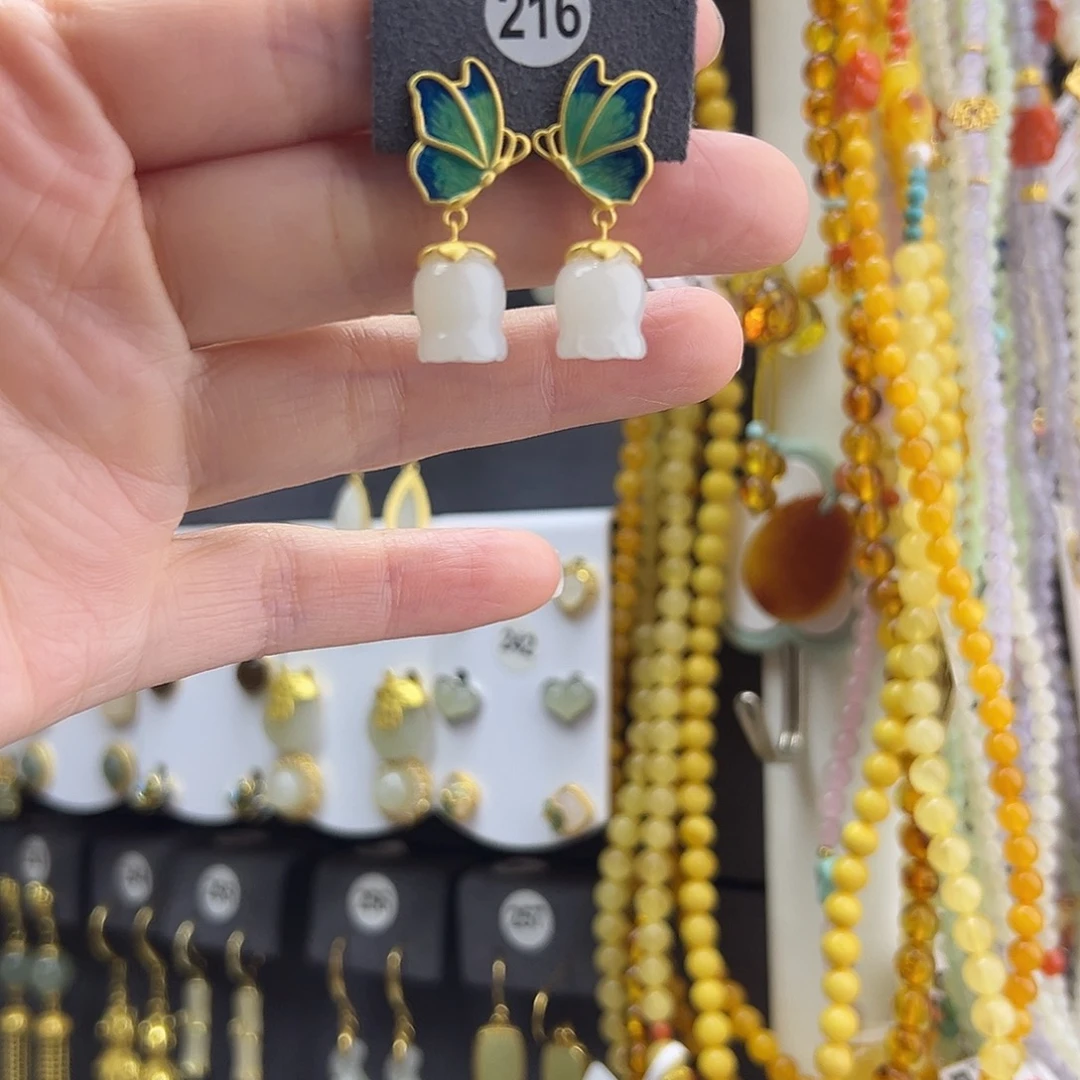 和田玉未镶嵌耳饰通体纯银天然和田玉蝴蝶耳坠