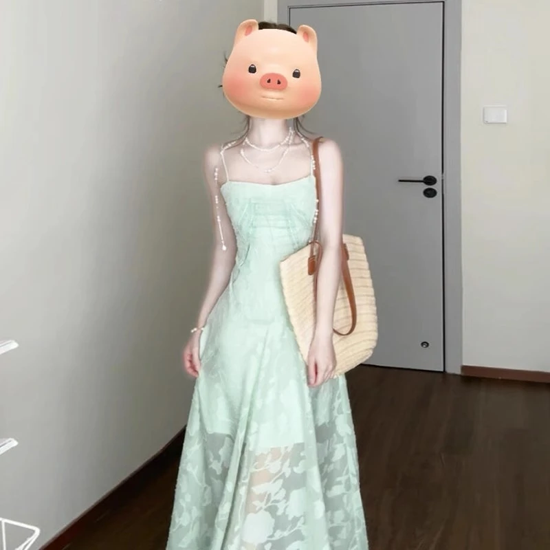 2025新款薄荷绿无袖吊带连衣裙女夏季海边度假风穿搭收腰绝美长裙