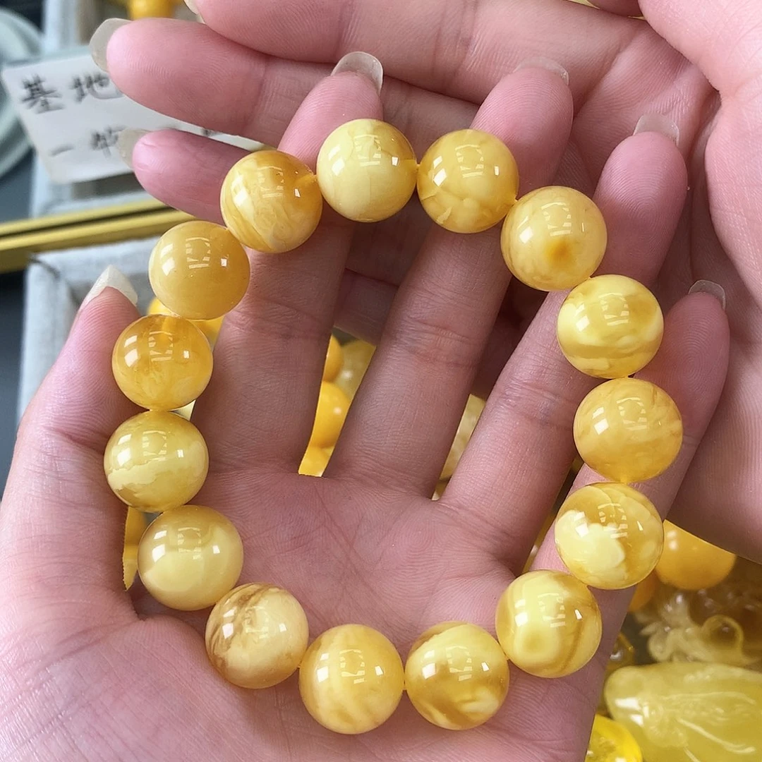 未镶嵌琥珀珠宝奇石