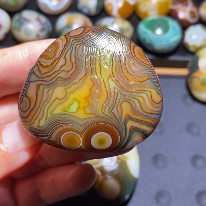 未镶嵌玛瑙/玉髓珠宝半成品100