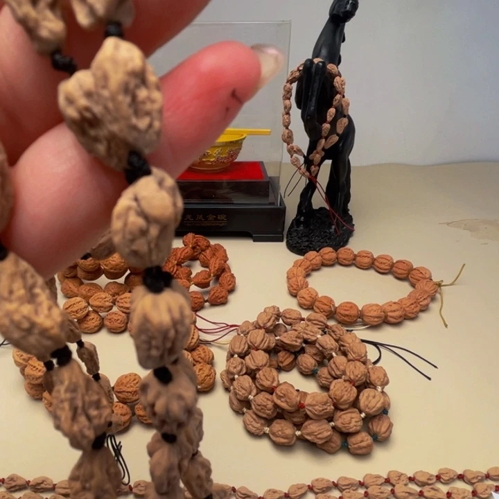 郅***室吊坠文玩核桃瓜子脖挂