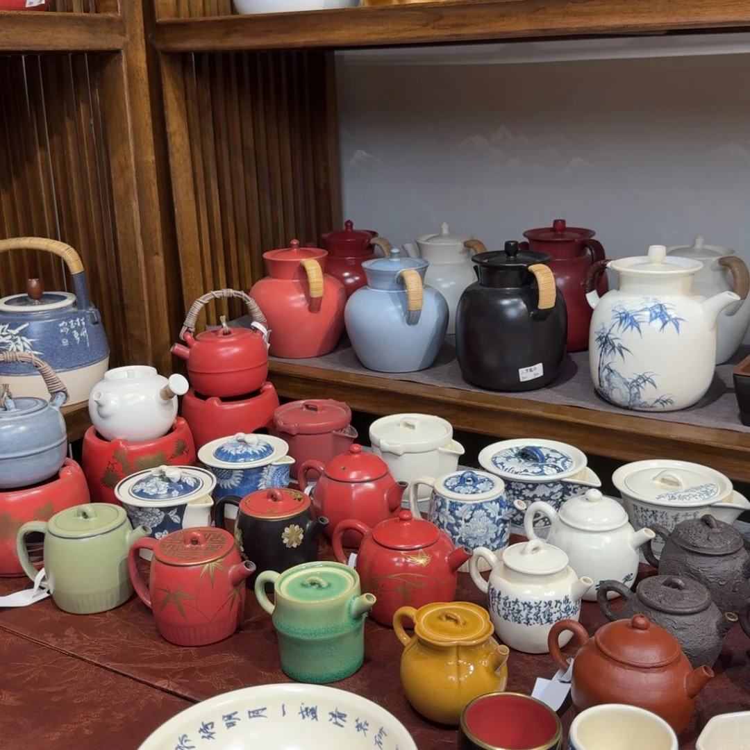 心***犀梵山堂陶壶大对影鎏金色