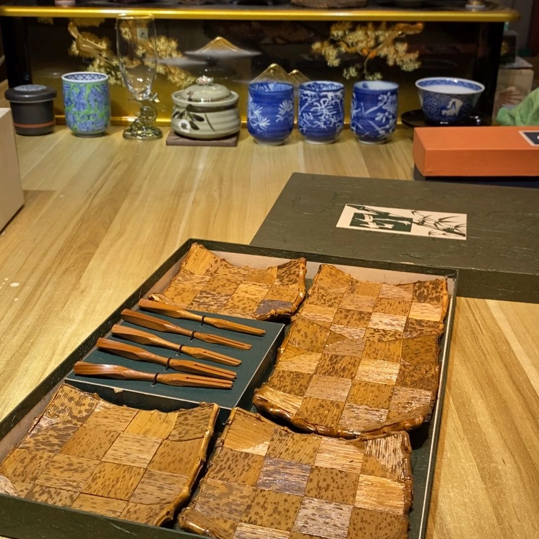 媛***媛易雅集工艺品有限公司