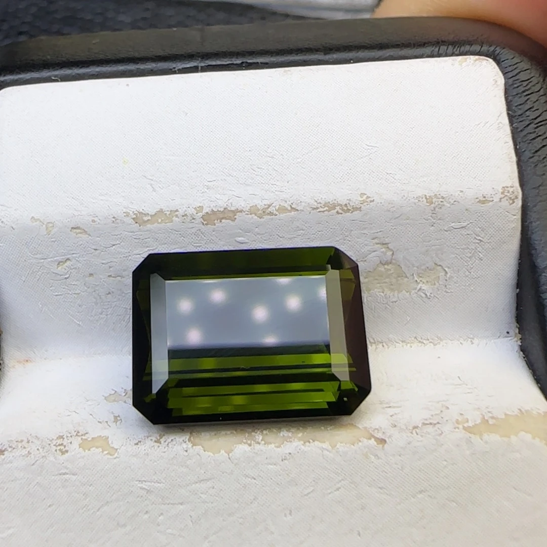 珠宝半成品未镶嵌碧玺天然 8.2克拉