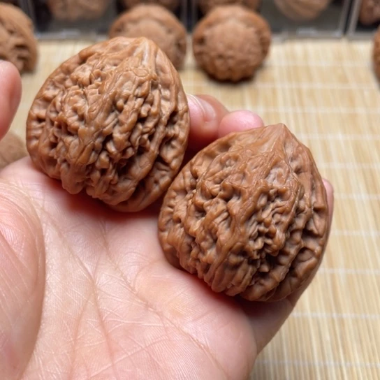 【闪购商品】吊坠文玩核桃虎头王………