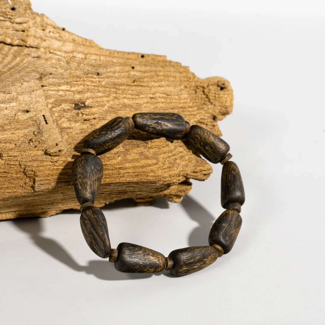 【乌身圆叶】海南莺歌绿棋楠/随形瘤疤料/九九沉/金红油/md11